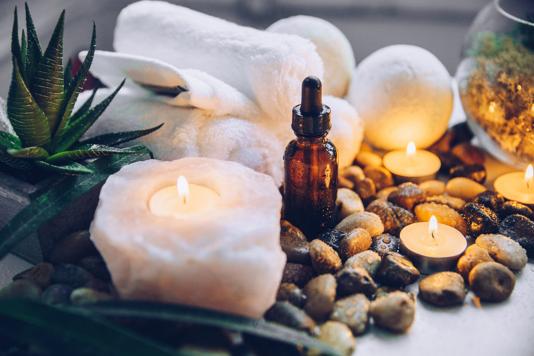 Lavender + Eucalyptus MINTY ESCAPE Lux Massage Oil