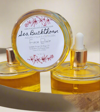 Load image into Gallery viewer, Sea Buckthorn Simply Amazing Luxe Face Elixir
